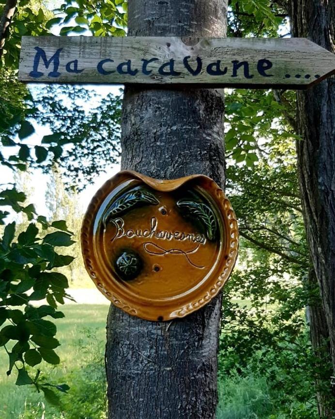 Ma Caravane Dans Les Collines Villeneuve-la-Comptal Exteriör bild