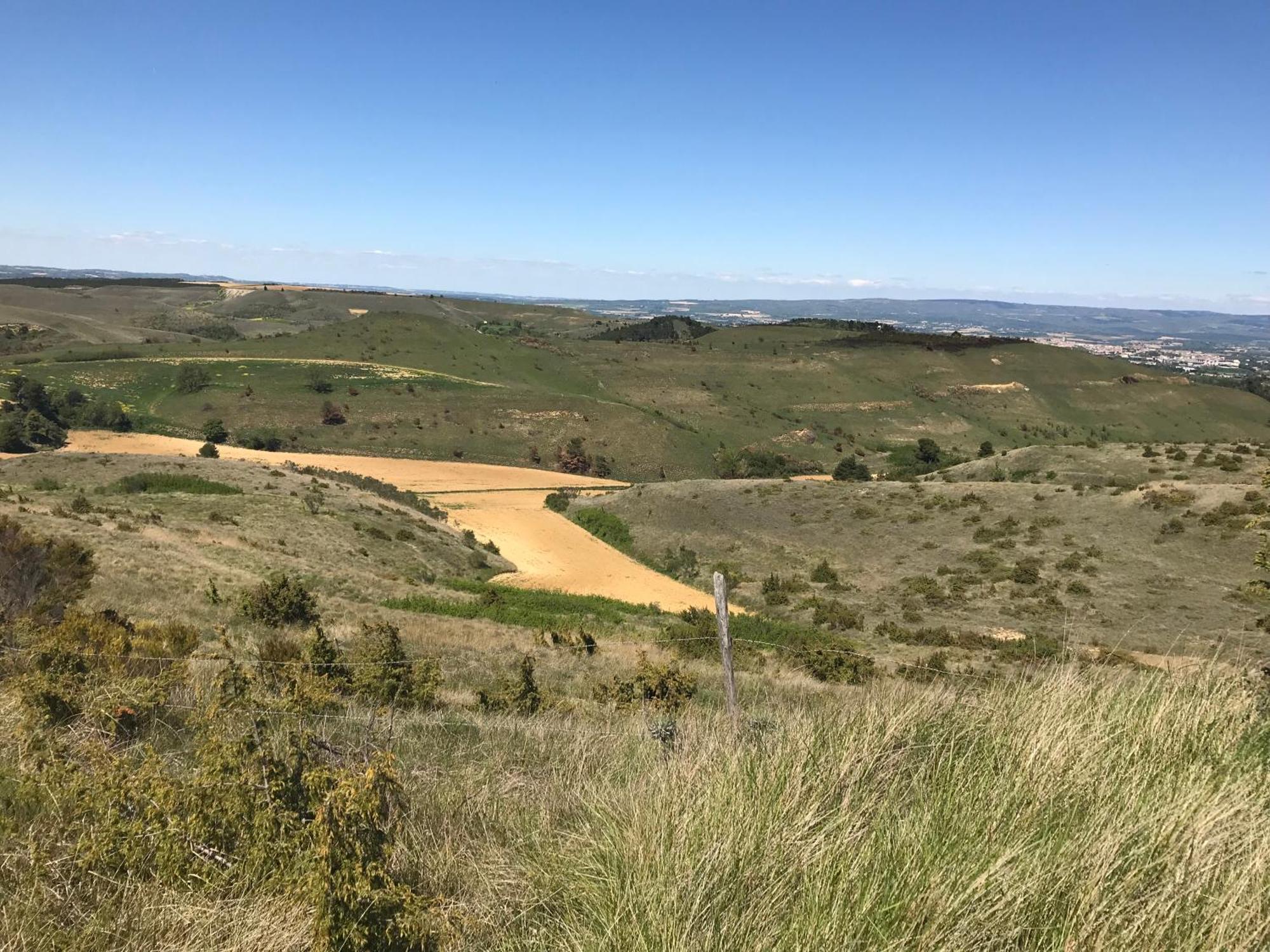Ma Caravane Dans Les Collines Villeneuve-la-Comptal Exteriör bild